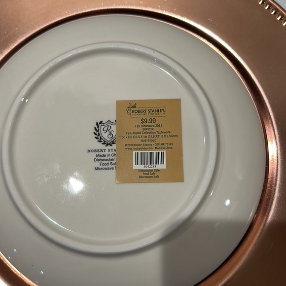 🌸NEW Two pc Plates Fall Decorations Hand Painted NWT. - Picture 6 of 10